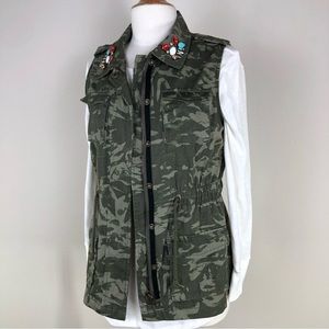Decree Size M Vest Olive Green Camouflage Rhinestones